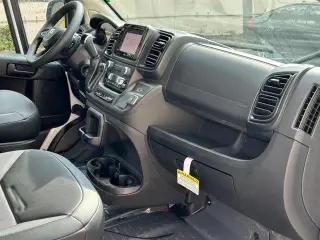 Ram ProMaster 2024 Tradesman 3500 159 WB 3dr Super High Roof Furgoneta de Carga sin Asiento de Pasajero