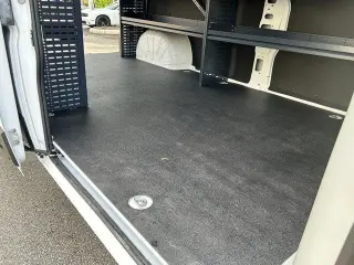 Ram ProMaster 2024 Tradesman 3500 159 WB 3dr Super High Roof Furgoneta de Carga sin Asiento de Pasajero