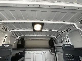 Ram ProMaster 2024 Tradesman 3500 159 WB 3dr Super High Roof Furgoneta de Carga sin Asiento de Pasajero