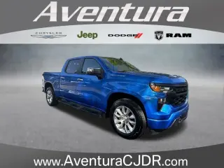 Chevrolet Silverado 1500 2025 4x2 Custom 4p Cabina de Tripulante 5.8 ft. SB