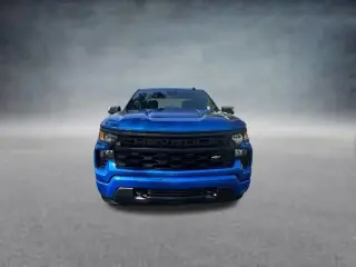 Chevrolet Silverado 1500 2025 4x2 Custom 4p Cabina de Tripulante 5.8 ft. SB