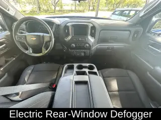 Chevrolet Silverado 1500 2025 4x2 Custom 4p Cabina de Tripulante 5.8 ft. SB