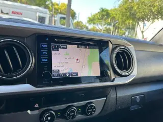 Toyota Tacoma 2018 4x2 TRD Off-Road 4p Doble Cab 5.0 ft SB