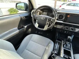 Toyota Tacoma 2018 4x2 TRD Off-Road 4p Doble Cab 5.0 ft SB
