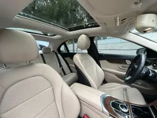 Mercedes-Benz Clase C 2017 C 300 Luxury 4p Sedan