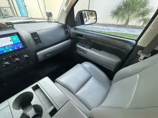 Toyota Tundra 2012 4x2 Grado 4p Doble Cabina Camioneta SB (4.6L V8)