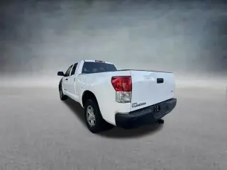 Toyota Tundra 2012 4x2 Grado 4p Doble Cabina Camioneta SB (4.6L V8)
