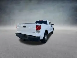 Toyota Tundra 2012 4x2 Grado 4p Doble Cabina Camioneta SB (4.6L V8)