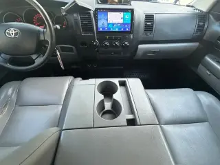 Toyota Tundra 2012 4x2 Grado 4p Doble Cabina Camioneta SB (4.6L V8)