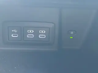 Toyota Venza 2023 AWD LE 4p Crossover