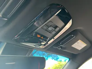 Toyota Venza 2023 AWD LE 4p Crossover