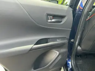 Toyota Venza 2023 AWD LE 4p Crossover