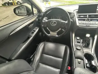 Lexus NX 200t 2017 4p Crossover