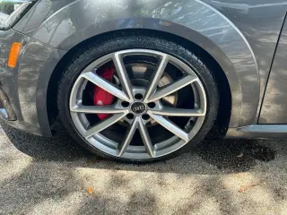 Audi TTS 2019 AWD 2.0T quattro 2p Coupe