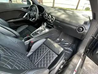Audi TTS 2019 AWD 2.0T quattro 2p Coupe