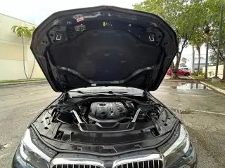 BMW Serie 7 2019 740i 4p Sedan
