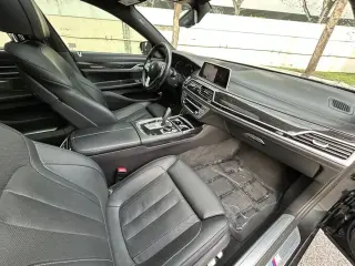 BMW Serie 7 2019 740i 4p Sedan