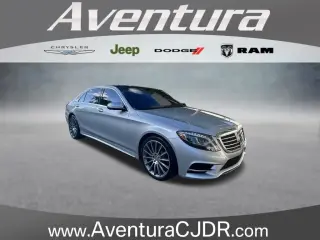Mercedes-Benz Clase S 2016 S 550 4p Sedan