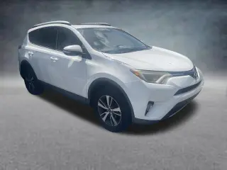 Toyota RAV4 2016 XLE 4p SUV
