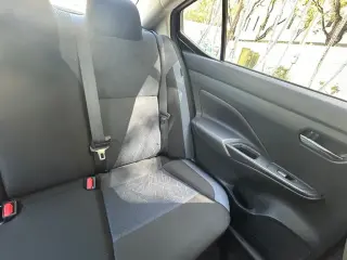 Nissan Versa 2024 SV 4p Sedan