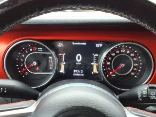 Jeep Wrangler Unlimited 2018 4x4 Rubicon 4p SUV (lanzamiento de mitad de año)