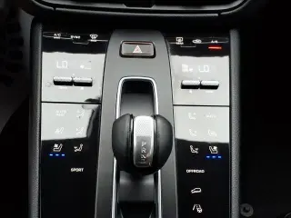 Porsche Macan 2023 AWD T 4dr SUV
