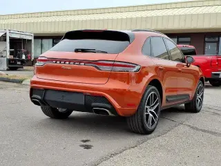 Porsche Macan 2023 AWD T 4dr SUV