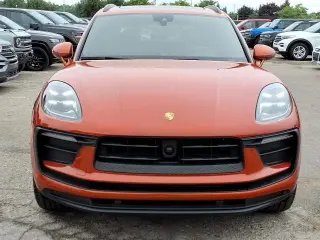 Porsche Macan 2023 AWD T 4dr SUV