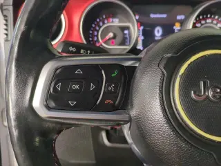 Jeep Wrangler Unlimited 2018 4x4 Rubicon SUV de 4 puertas (lanzamiento a mediados de año)