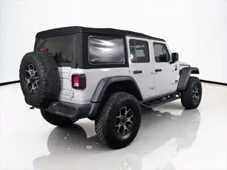 Jeep Wrangler Unlimited 2018 4x4 Rubicon SUV de 4 puertas (lanzamiento a mediados de año)