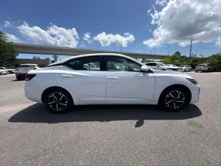 Nissan Sentra 2025 SV Sedán 4p