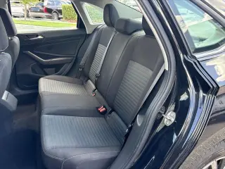 Volkswagen Jetta 2024 S 4p Sedan 8A