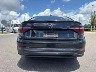 Volkswagen Jetta 2024 S 4p Sedan 8A