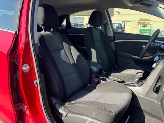 Hyundai ELANTRA GT 2013 4p Hatchback 6M