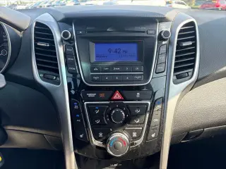 Hyundai ELANTRA GT 2013 4p Hatchback 6M
