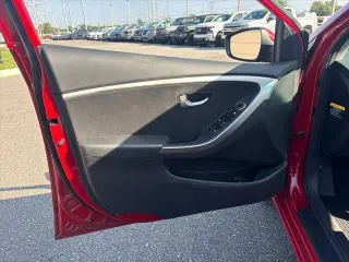 Hyundai ELANTRA GT 2013 4p Hatchback 6M