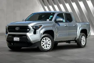 Toyota Tacoma 2025 4x4 SR5 4p Doble Cabina 6,1 pies LB
