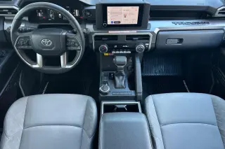 Toyota Tacoma 2025 4x4 SR5 4p Doble Cabina 6,1 pies LB