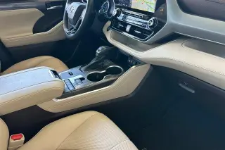 Toyota Highlander Hybrid 2021 AWD Platinum 4p SUV