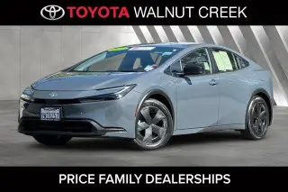 Toyota Prius 2026 LE 4p Hatchback