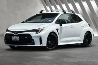 Toyota GR Corolla 2023 AWD Core 4p Hatchback