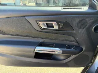 Ford Mustang 2024 EcoBoost 2p Fastback