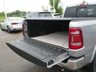Ram 1500 2022 4x4 Laramie 4dr Crew Cab 5.6 ft. SB Pickup