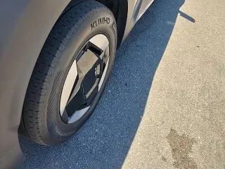 Kia EV9 2024 Light 4p SUV