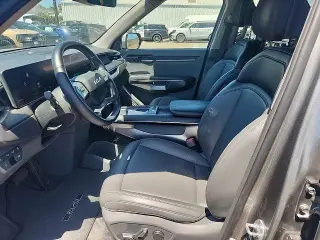 Kia EV9 2024 Light 4p SUV