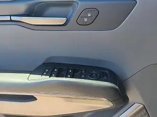 Kia EV9 2024 Light 4p SUV