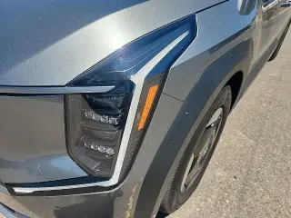 Kia EV9 2024 Light 4p SUV