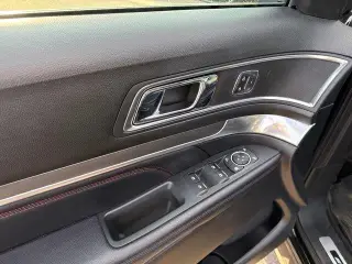 Ford Explorer 2018 AWD Sport 4p SUV