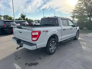 Ford F-150 2023 4x4 XL 4p SuperCrew 5.5 ft. CA
