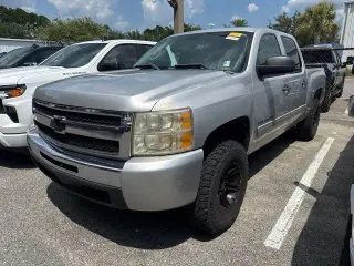 Chevrolet Silverado 1500 2011 4x2 LT 4p. Cabina de Tripulante Estándar 5.8 pies CB